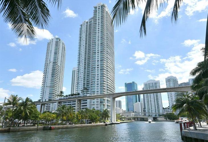 Brickell — Latitude On The River, Miami